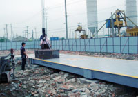 ��܇���Q��������